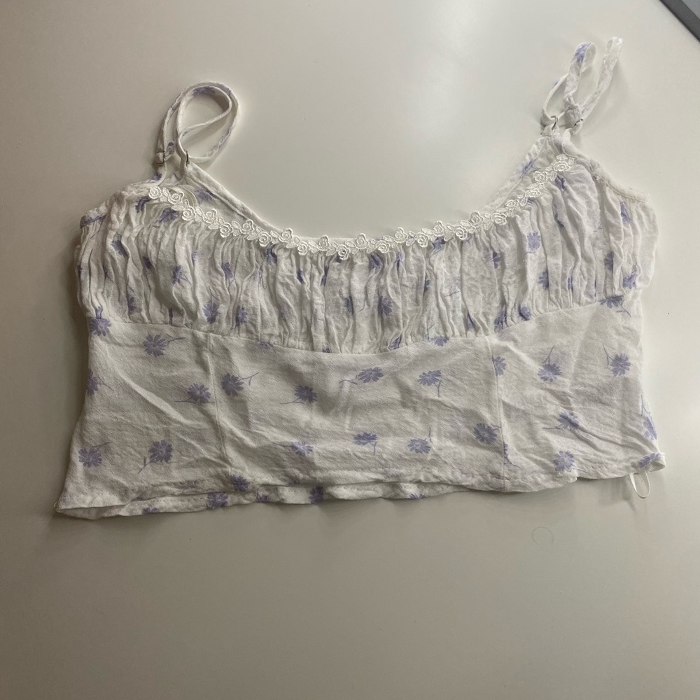 Cute tank top White and blue flowers from Skylar + Madison